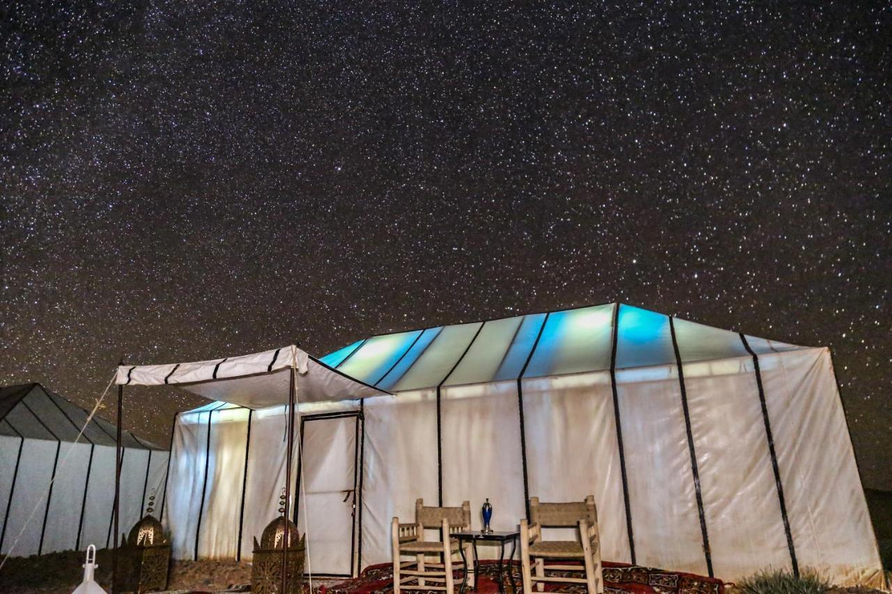 Starry Desert Nights Camp 梅尔祖卡 外观 照片